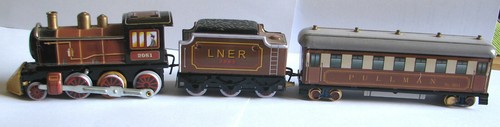 Blechspielzeug eisenbahn lok - blechspielzeug,